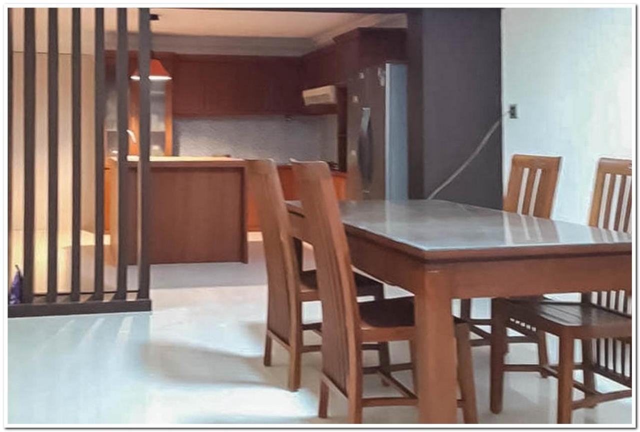 Hotel Reddoorz @ Paus Raya Palangkaraya Exterior foto